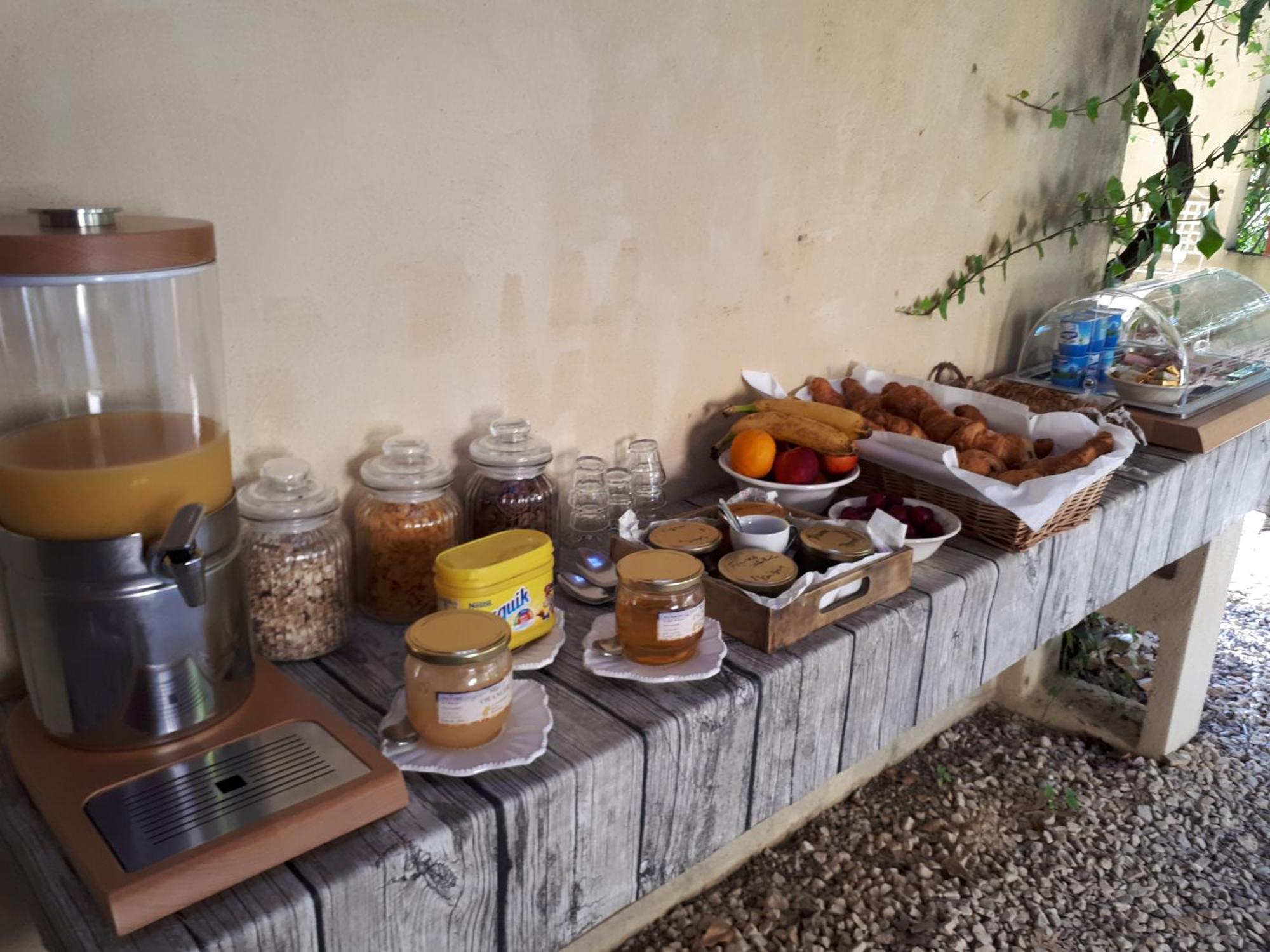 ホテル Cote Provence ル・トール エクステリア 写真